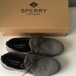 ❗️2 for 30.00❗️Sperry wool grey loafers